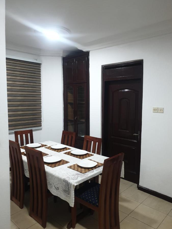 Fresh Air Lodge Sakumono ภายนอก รูปภาพ