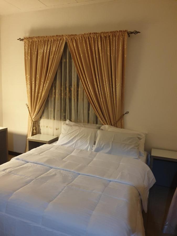 Fresh Air Lodge Sakumono ภายนอก รูปภาพ